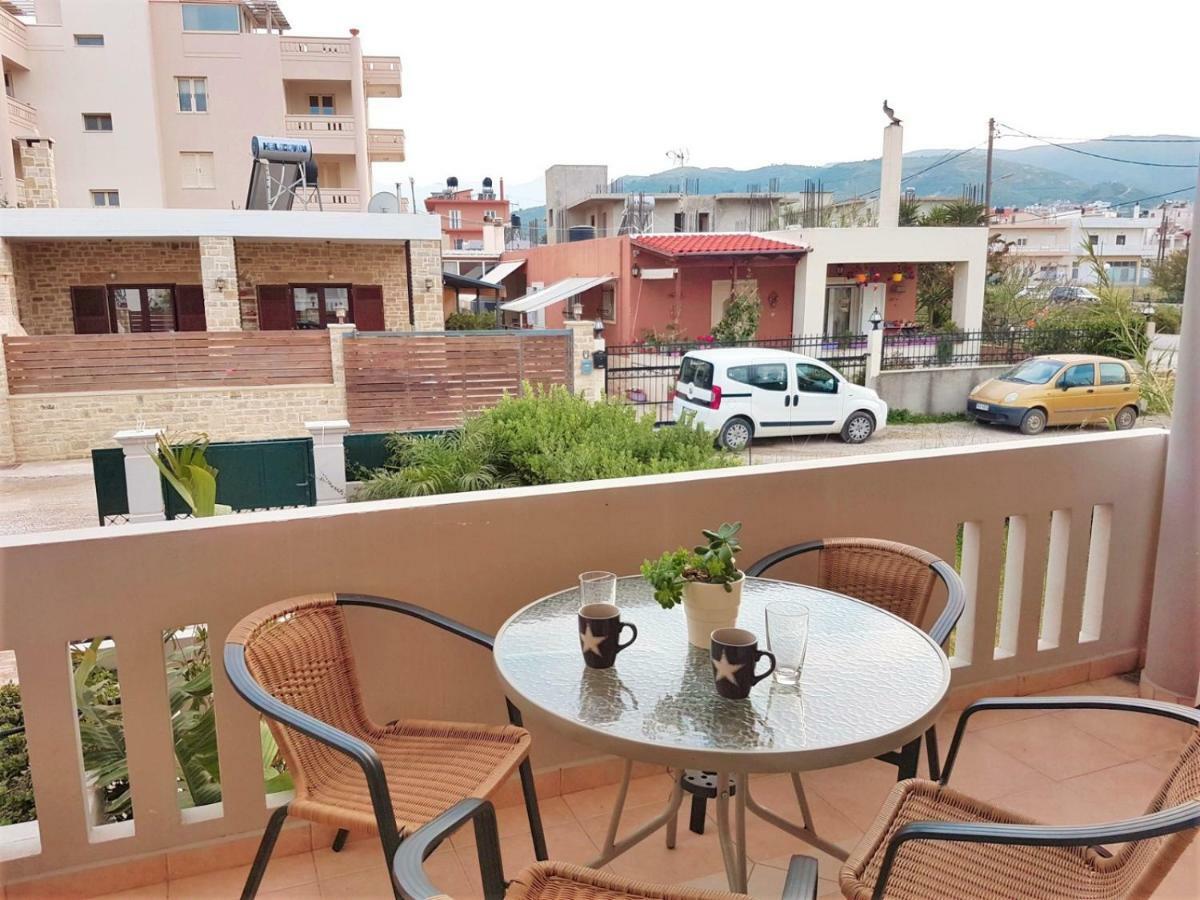 Emily' House Apartment Kissamos Bagian luar foto